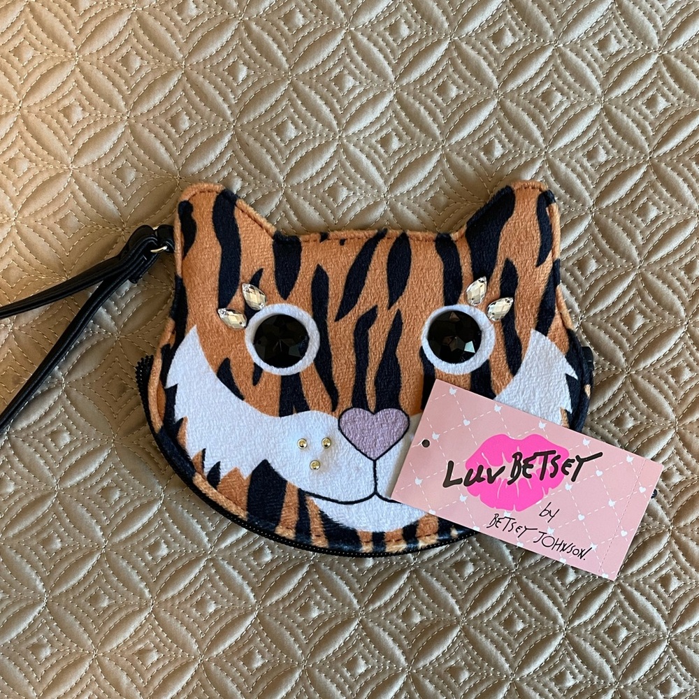 Bety Johnson Tiger Wristlet Purse